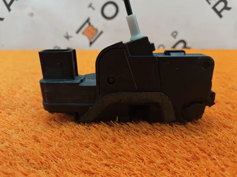 Замок двери