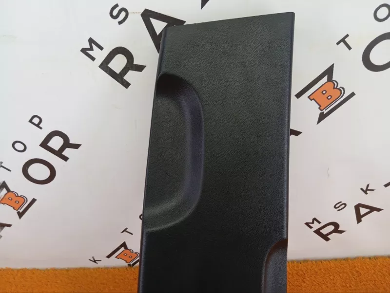 Обшивка центральной стойки Chery Tiggo 8 Pro 2023 403004533AAABK SQRF4J16C, правая