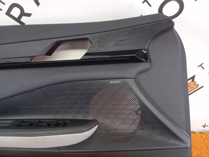 Обшивка двери