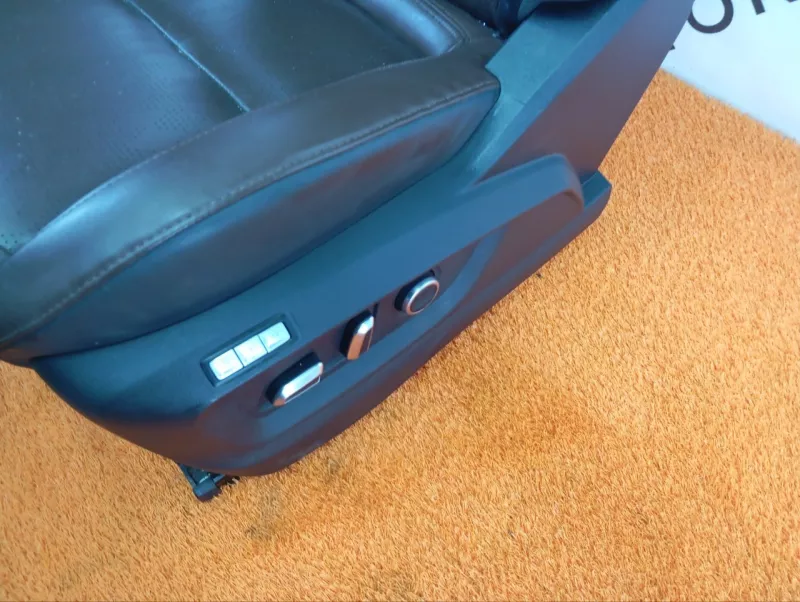 Сиденье Chery Tiggo 8 Pro 2023 402002099AAABN SQRF4J16C, переднее левое