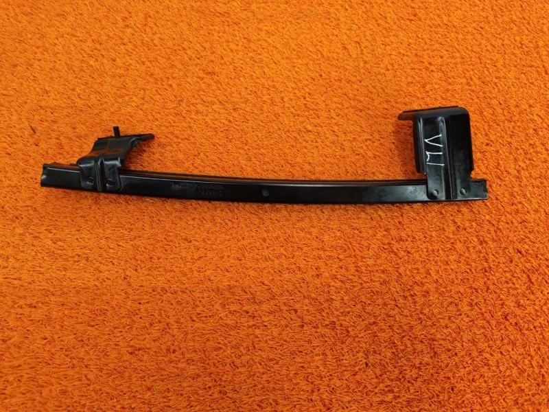 Направляющая стекла двери