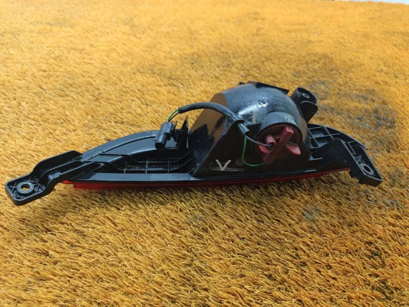 Фонарь противотуманный