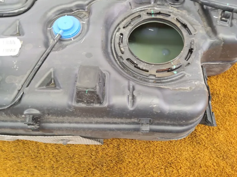 Бак топливный