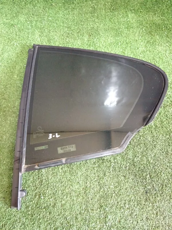 Форточка двери