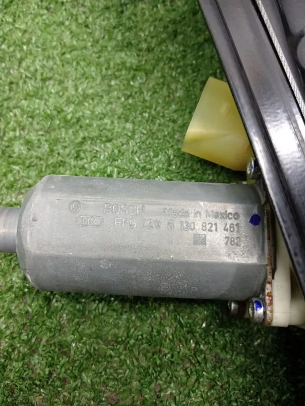 Стеклоподъемник BMW X5 2007 51357166382 E70, задний правый