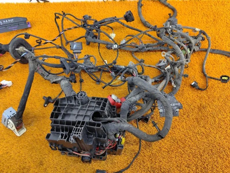 Проводка подкапотная