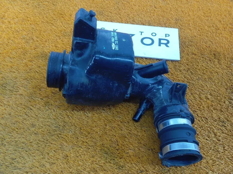 Патрубок воздушного фильтра