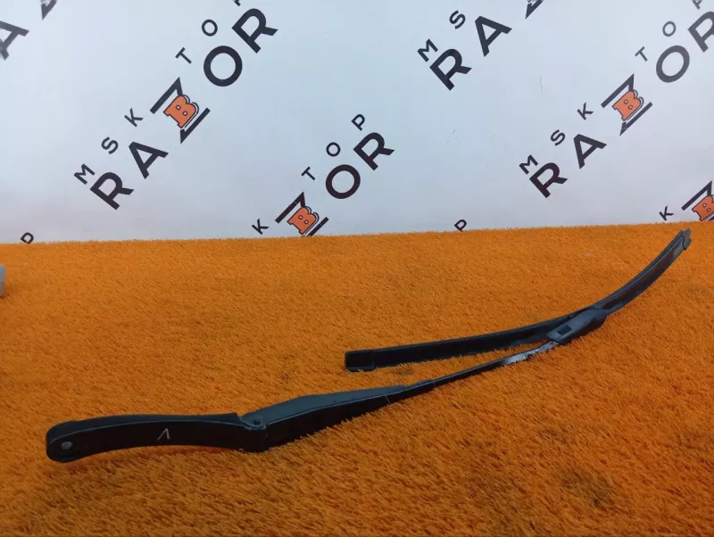 поводок стеклоочистителя