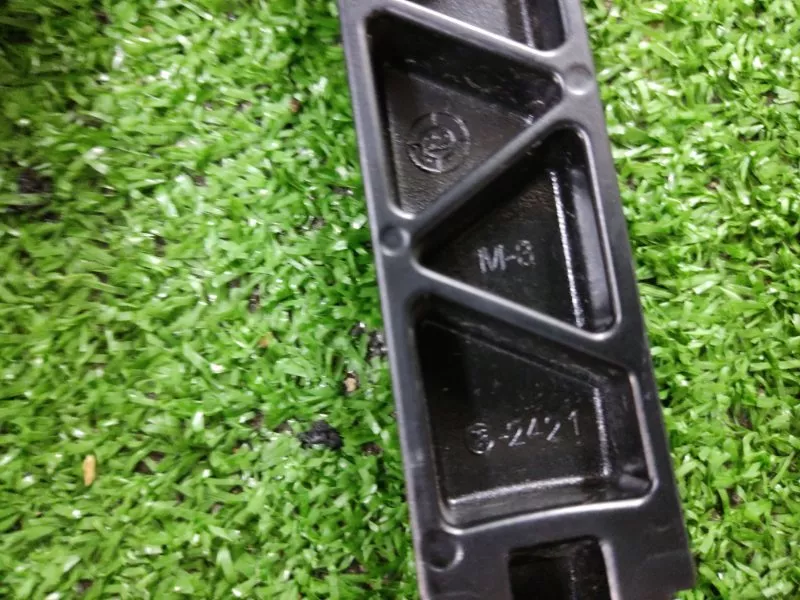 Поводок стеклоочистителя лобового стекла