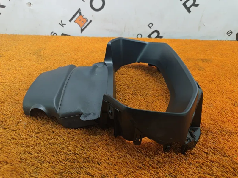 Кожух рулевой колонки