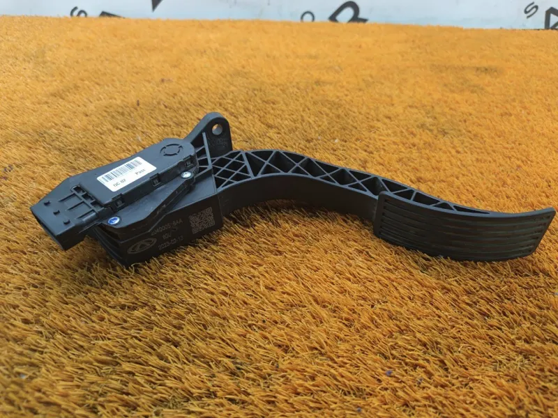 Педаль газа