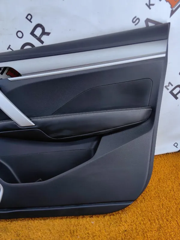 Обшивка двери