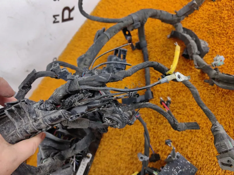 Проводка подкапотная