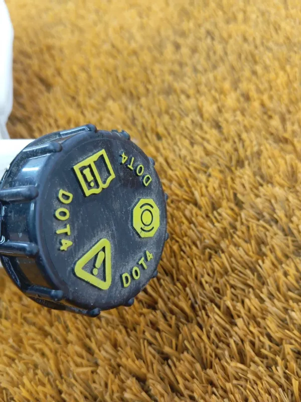 Главный тормозной цилиндр