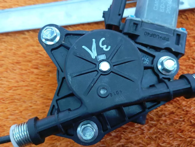 Стеклоподъемник