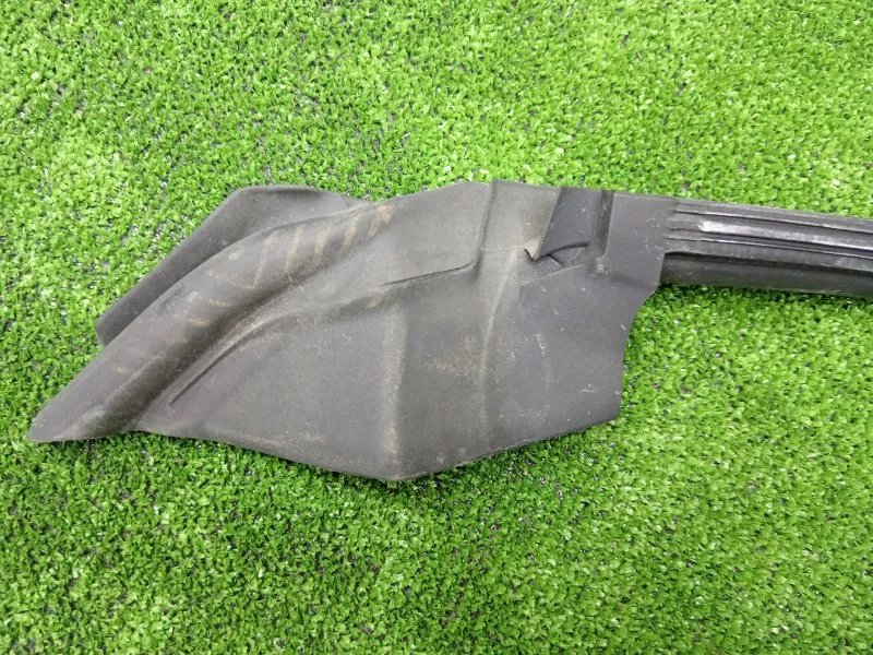 Уплотнитель стекла двери