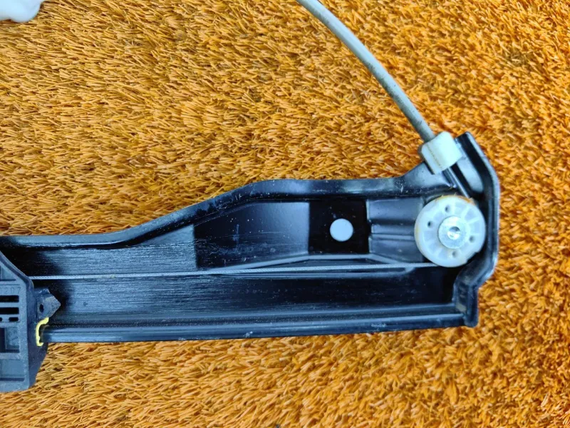 Стеклоподъемник