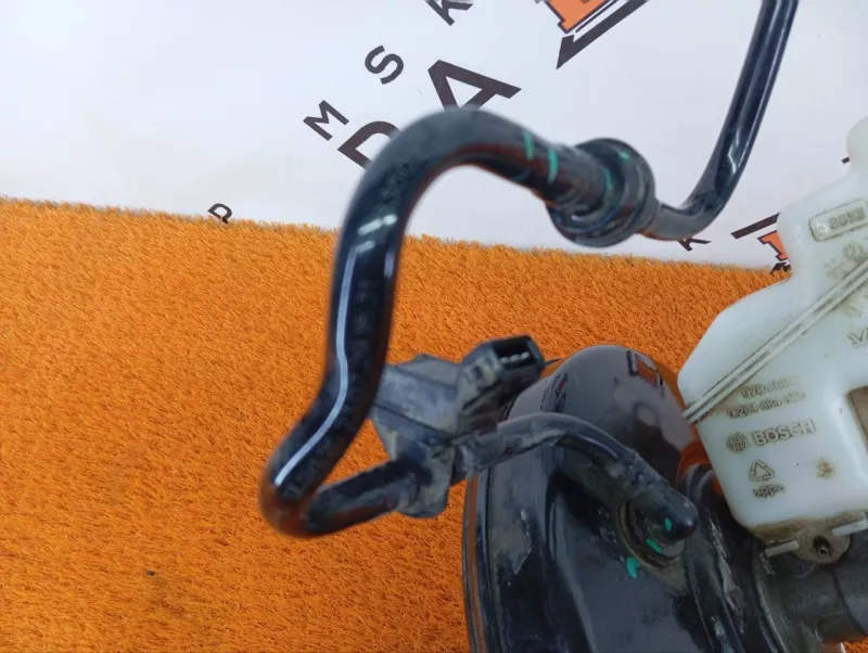 Вакуумный усилитель тормозов