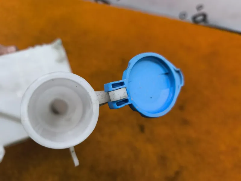 Бачок омывателя