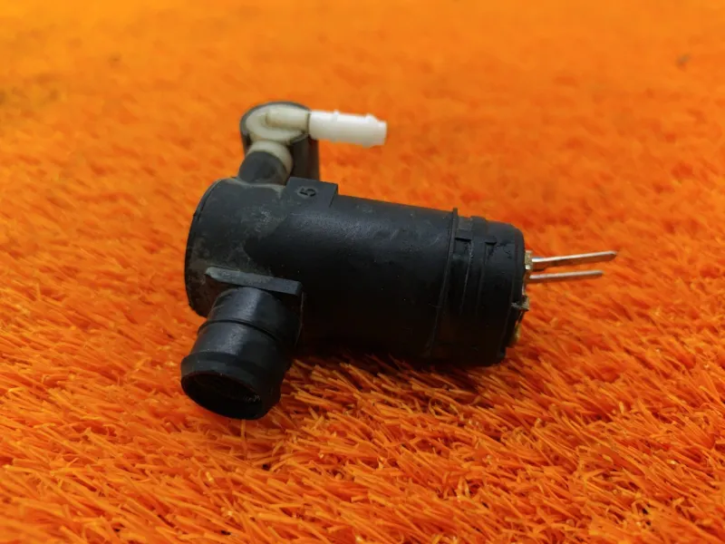 Насос стеклоомывателя