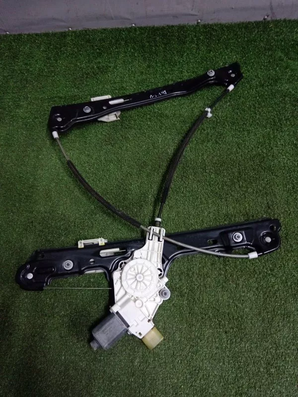 Стеклоподъемник BMW 1-Series 2008 51337138465 E87, передний левый