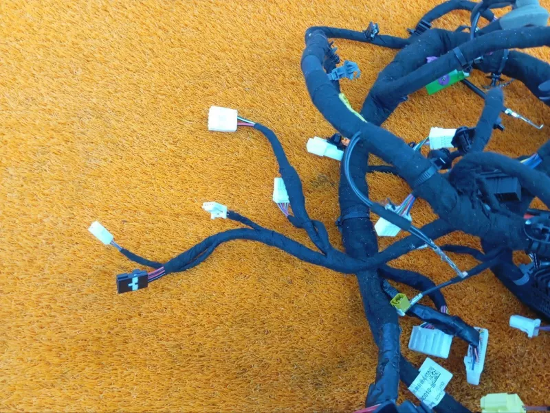 Проводка салона