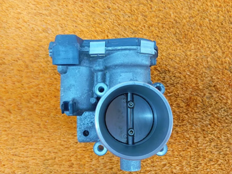 Дроссельная заслонка