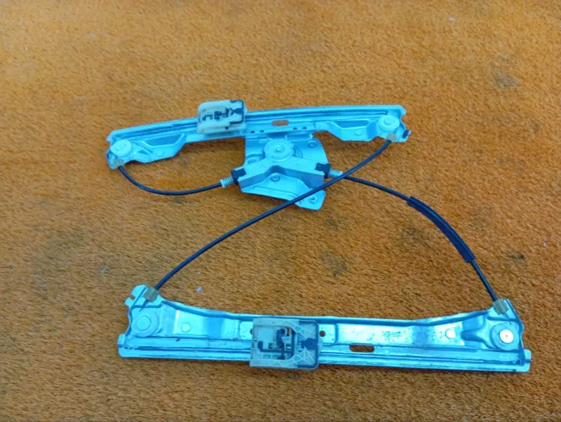 Стеклоподъемник