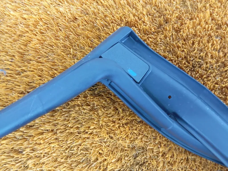 Уплотнитель двери