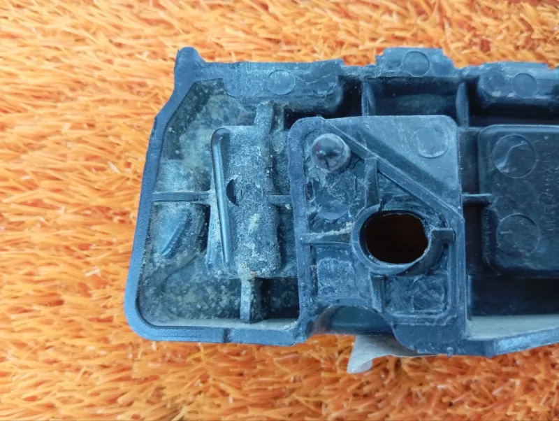 Крепление бампера