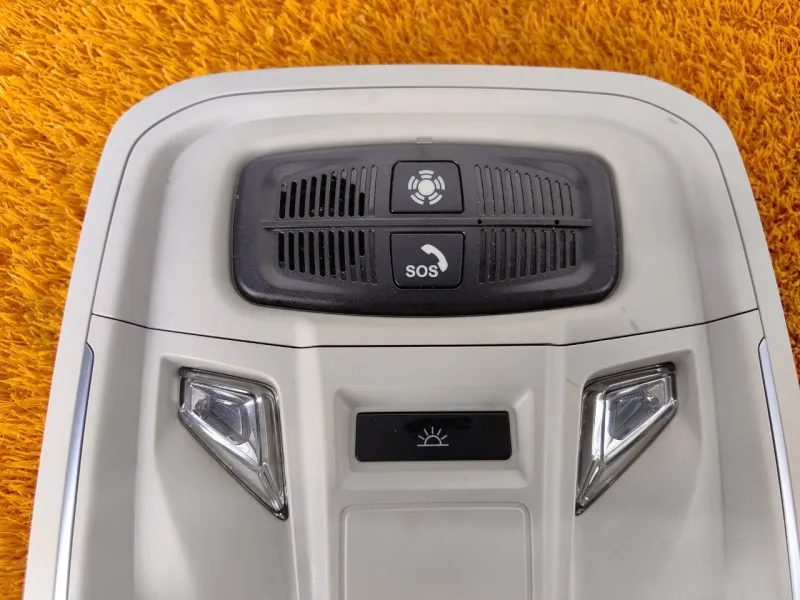 Плафон салона