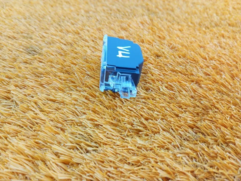 Плафон подсветки двери