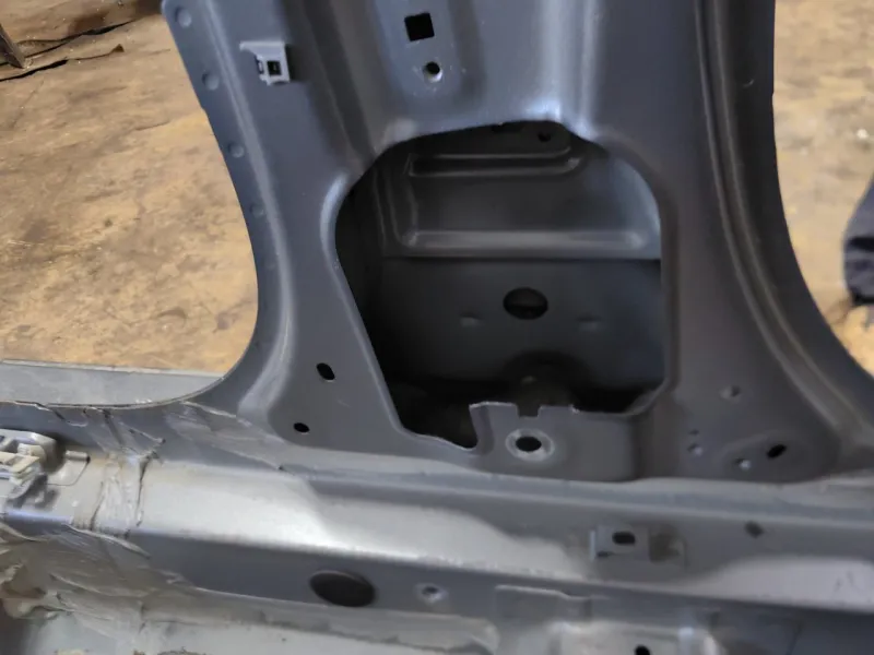 Порог с центральной стойкой