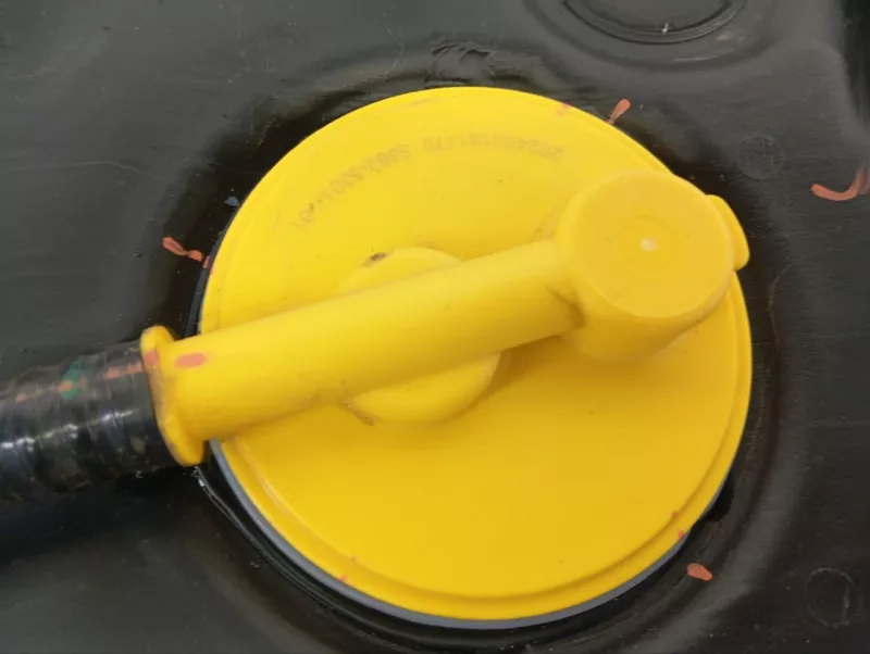 Бак топливный