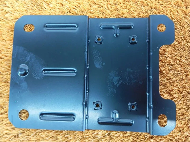 Кронштейн блока управления