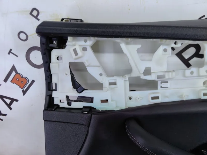 Обшивка двери