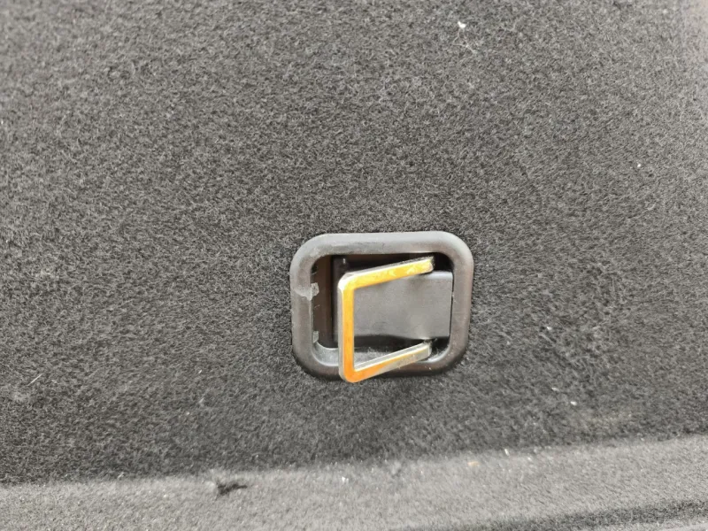 Обшивка багажника