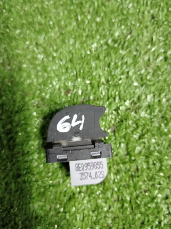 Кнопка стеклоподъемника