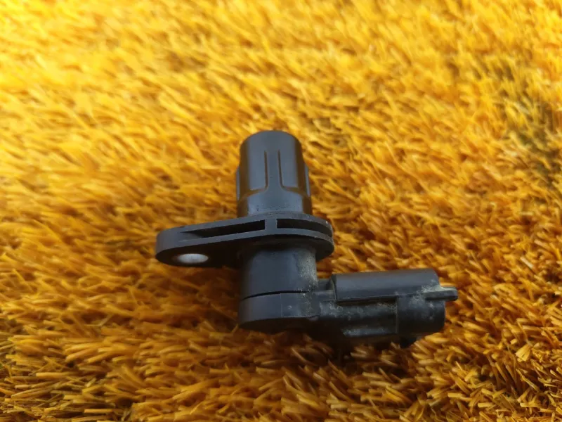 Датчик положения распредвала