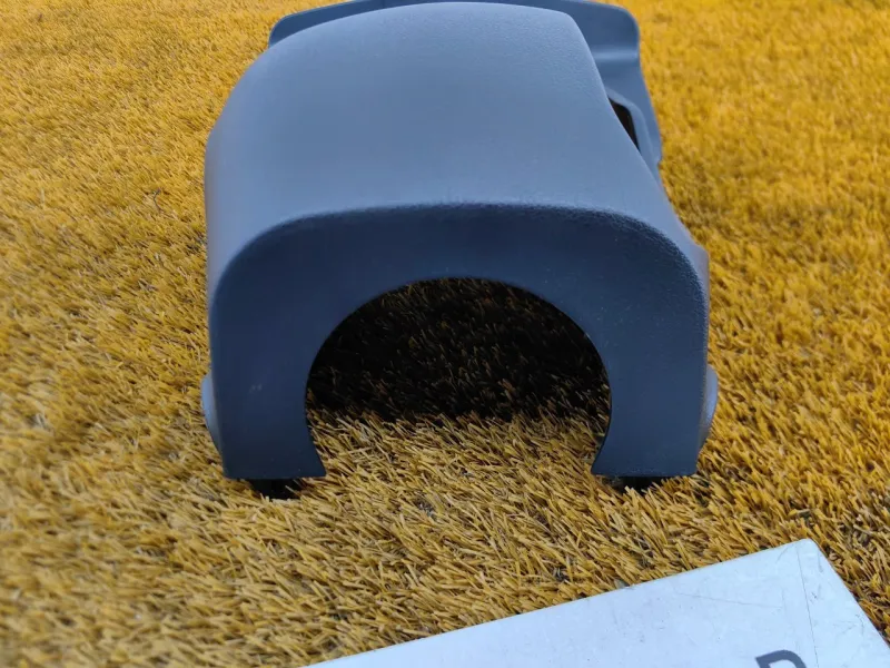 Кожух рулевой колонки