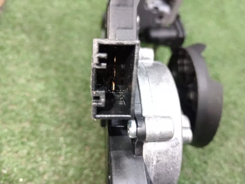 Мотор стеклоочистителя