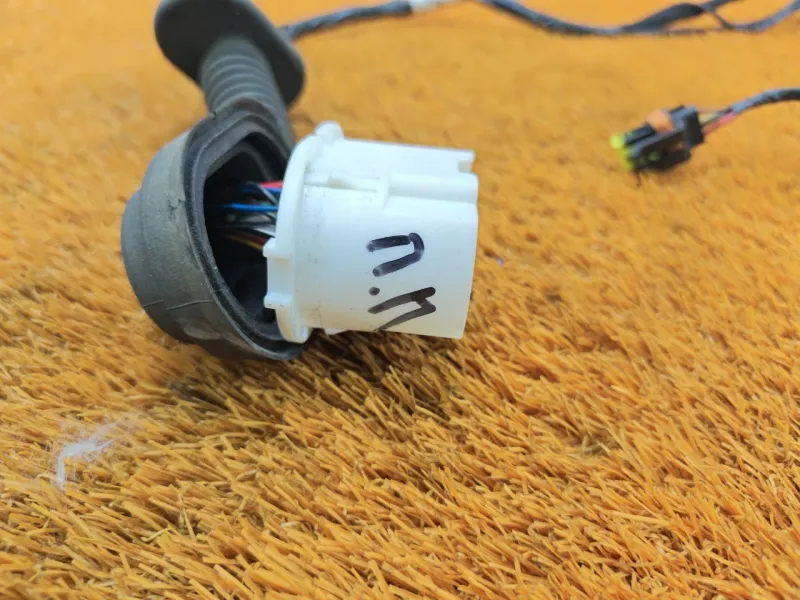 Проводка двери