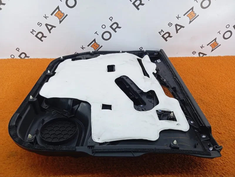 Обшивка двери