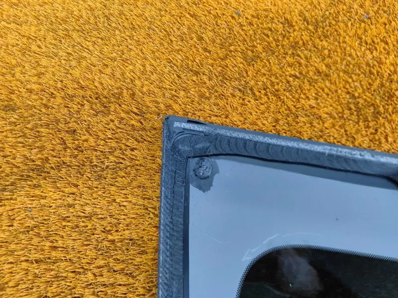 Форточка задняя