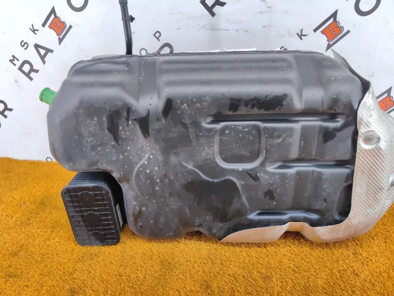 Бак топливный