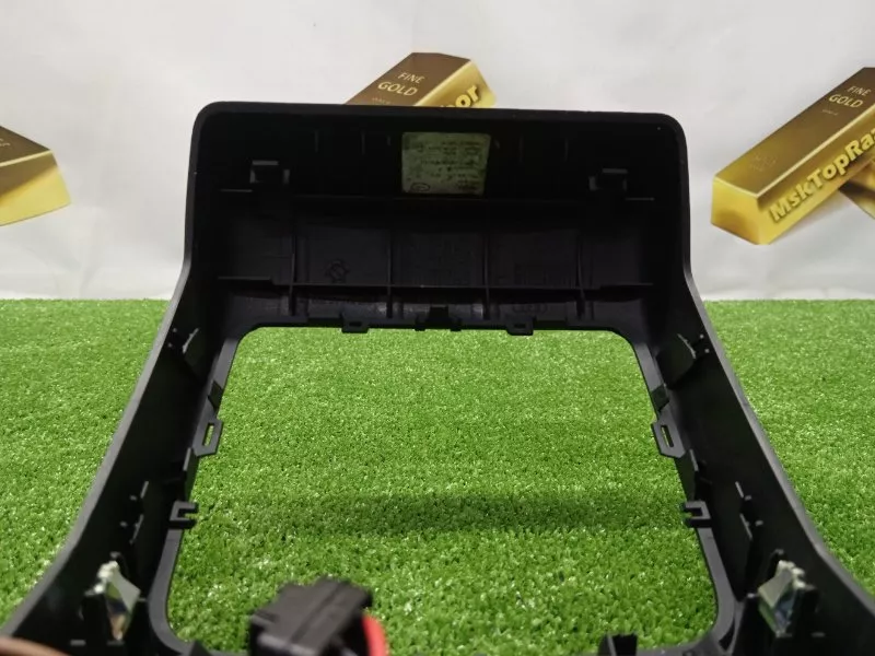 Накладка консоли