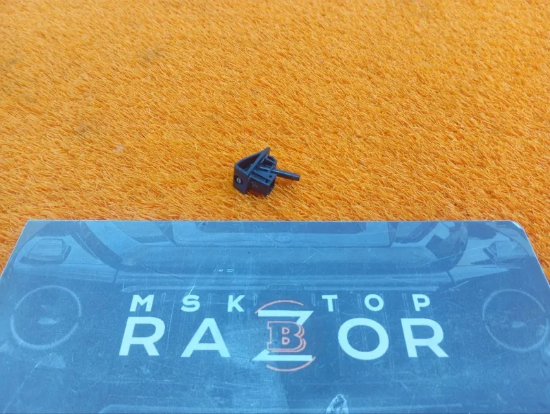 Форсунка стеклоомывателя