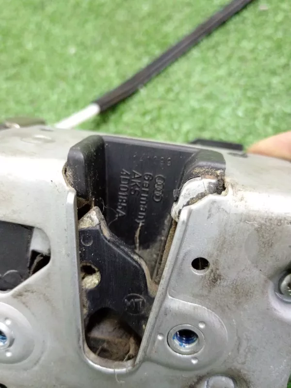 Замок двери