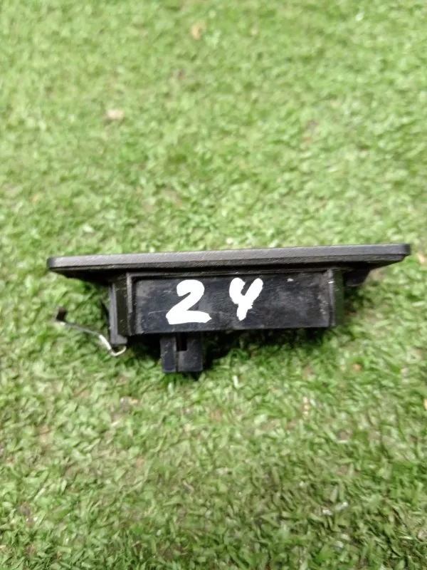 Фонарь подсветки номера