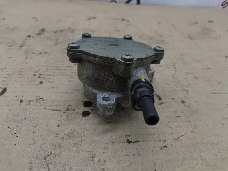 Насос вакуумный